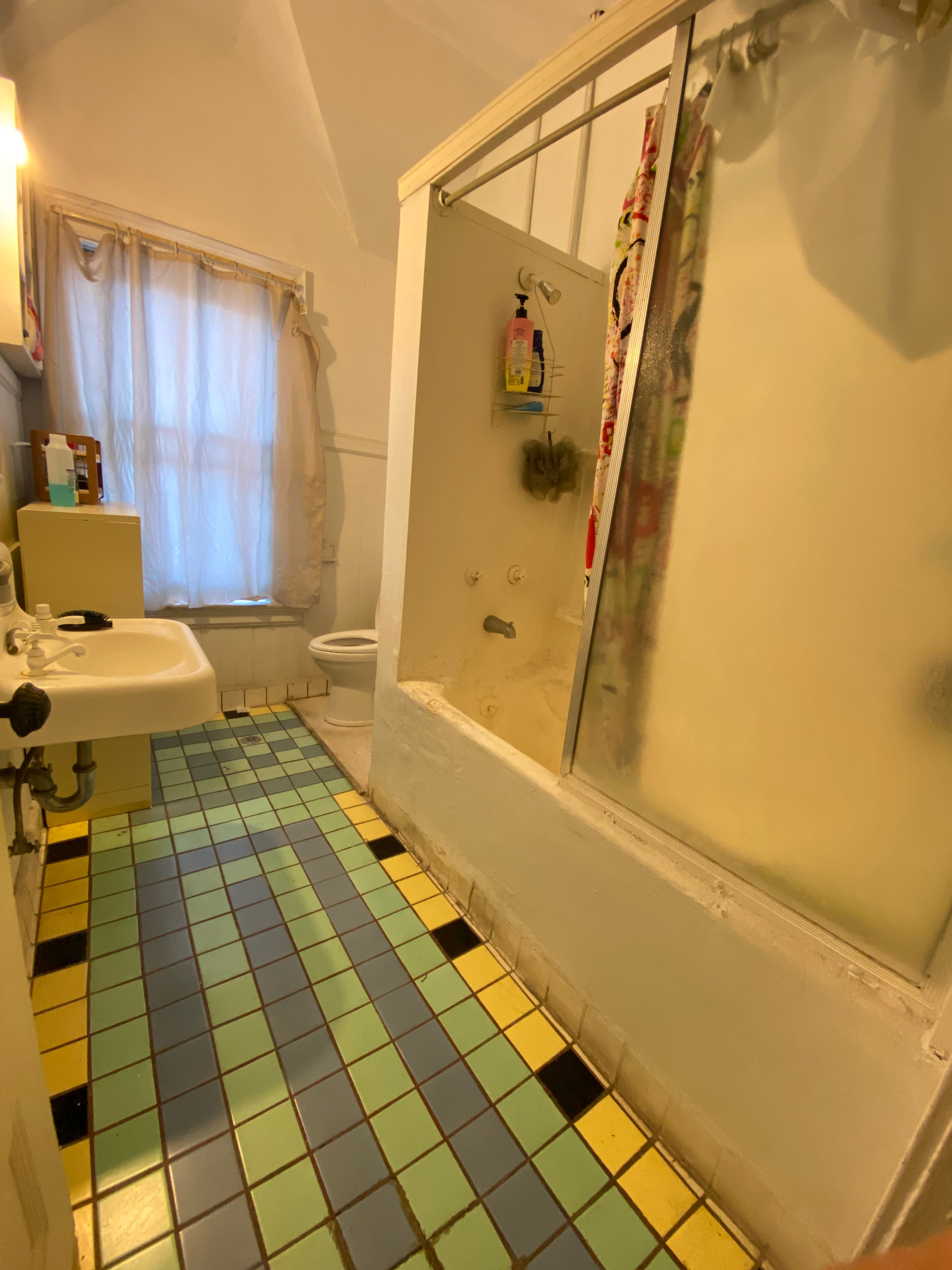 Daisy Property Bathroom
