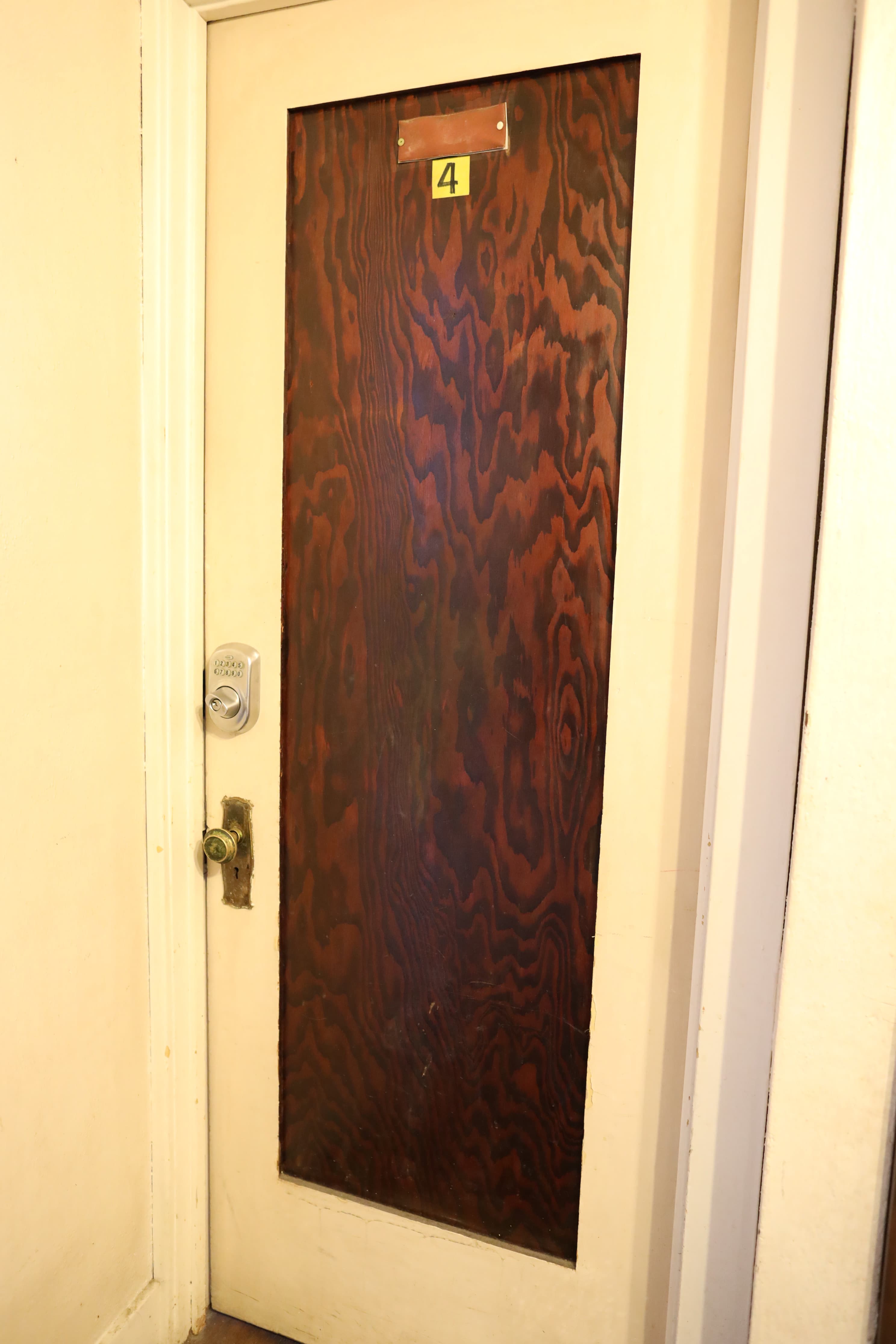 Daisy Property Room 4 Image 1