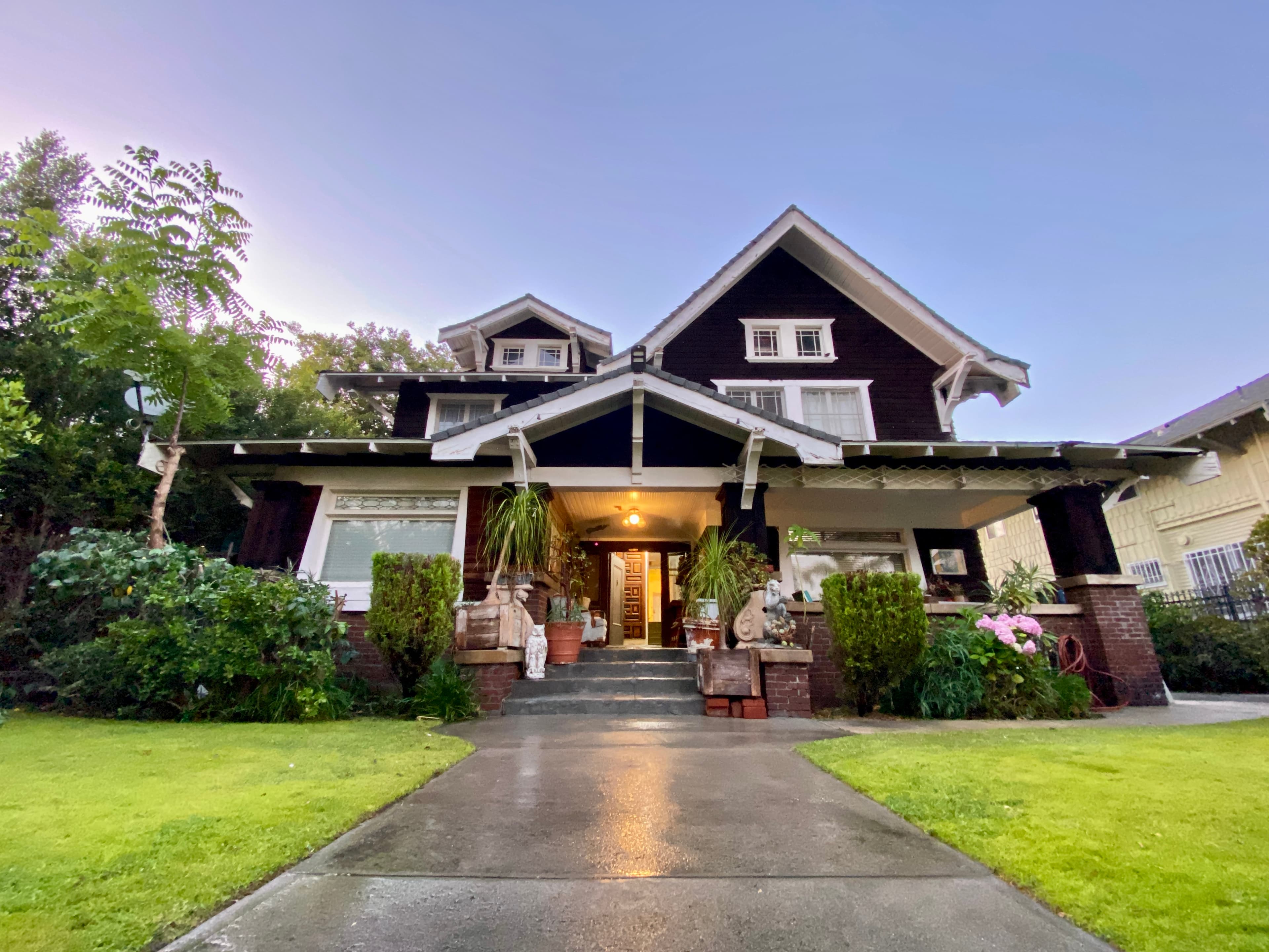Jim Craftsman Exterior Image 3
