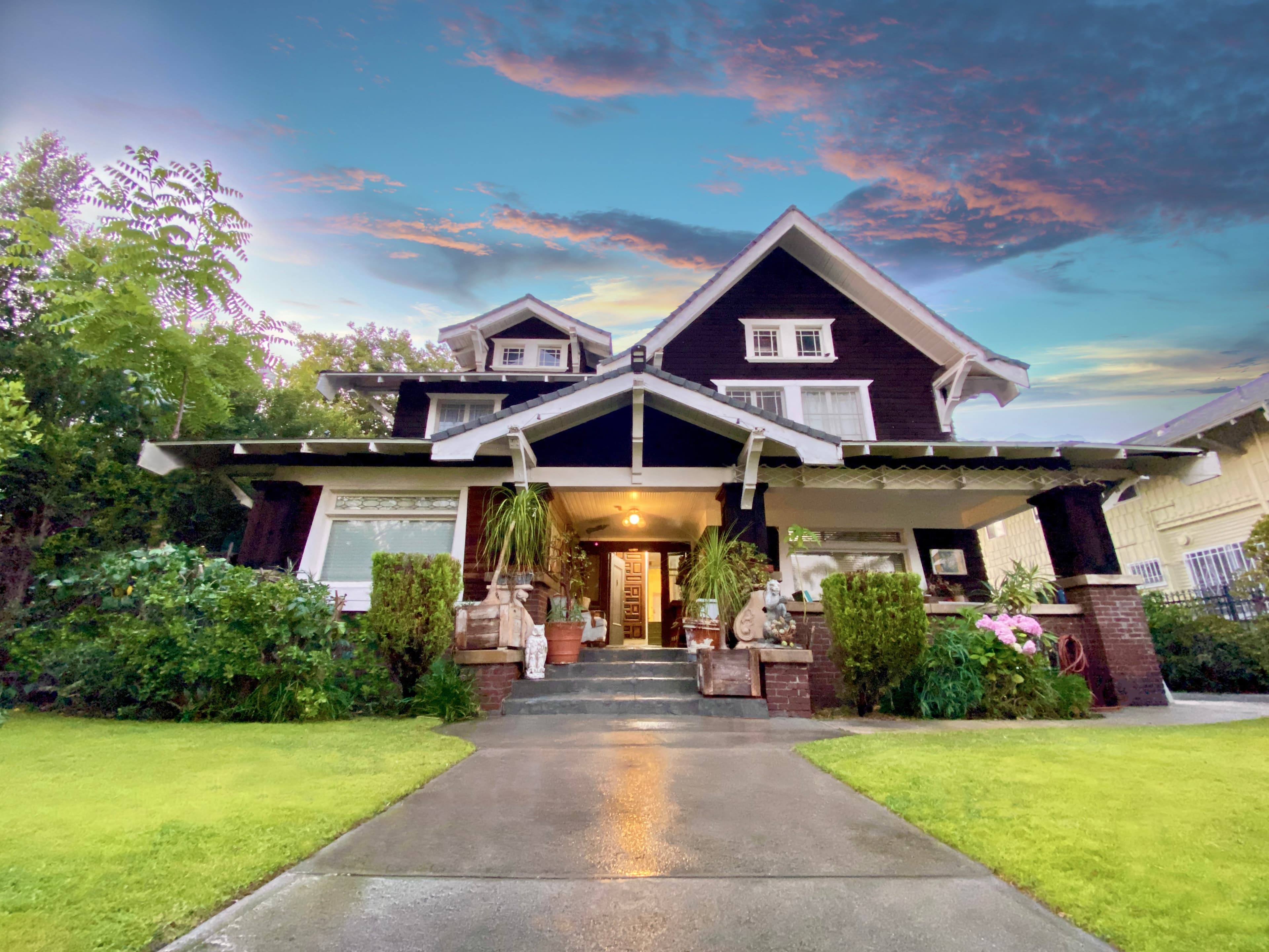 Jim Craftsman Exterior Image 7